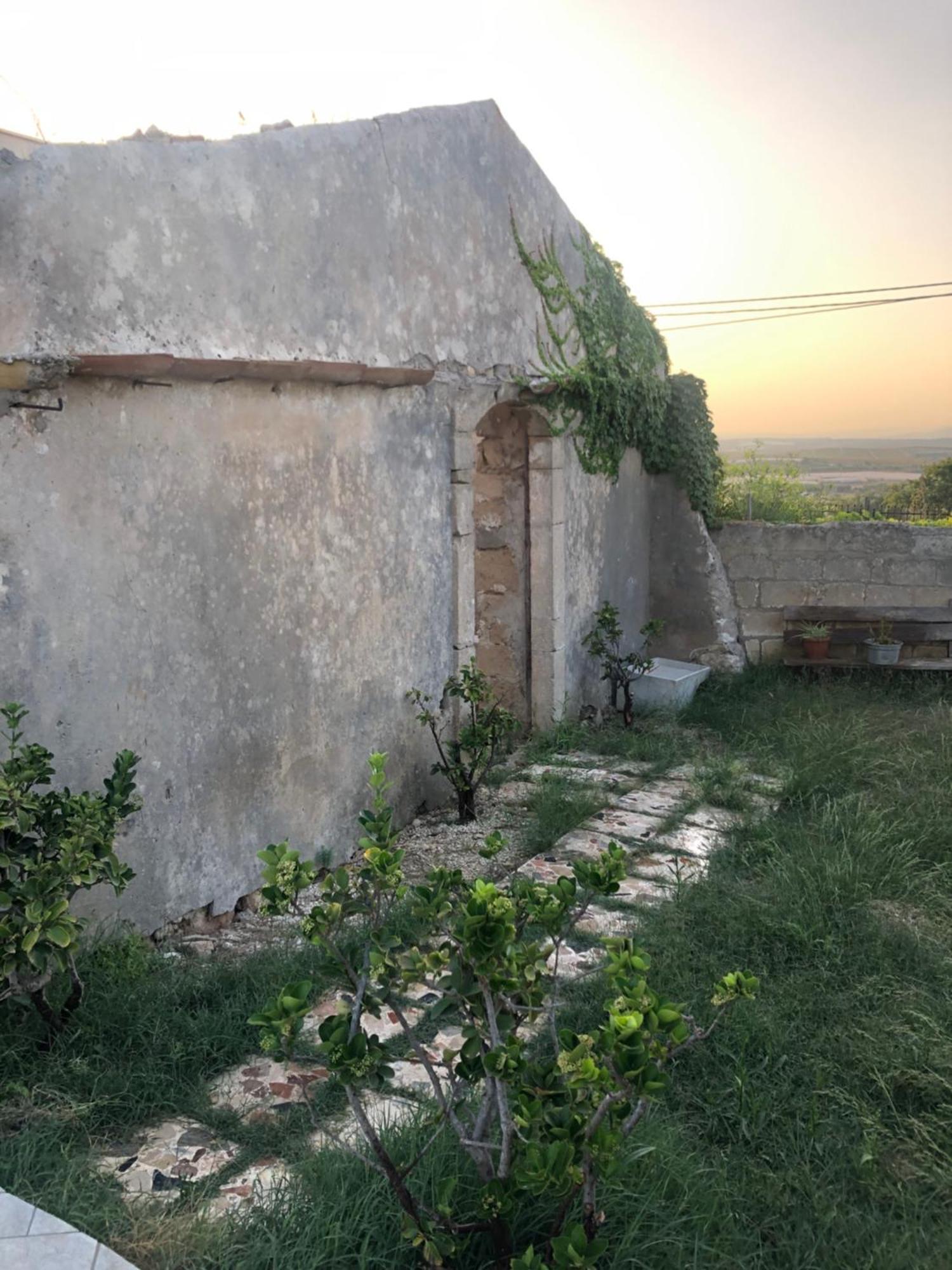 Bed & Breakfast Bacula Nzicula *